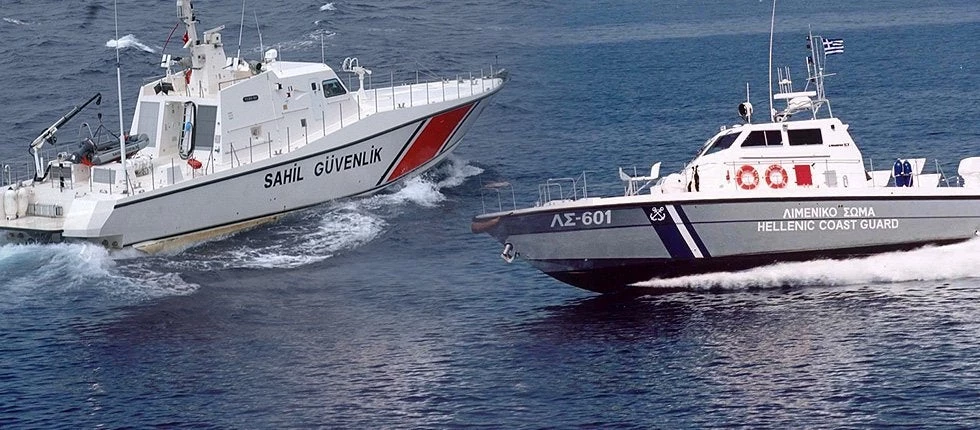 Εκτός ελέγχου η τουρκική προκλητικότητα: «Έλληνες λιμενικοί πυροβόλησαν Τούρκους ψαράδες» – Σκηνικό έντασης θέλει να στήσει η Αγκυρα στο Αιγαίο